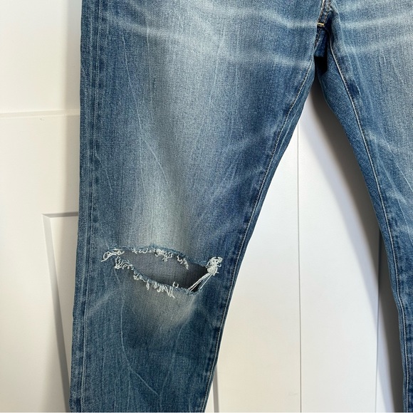 American Eagle Flex Distressed Jeans - Picture 3 of 8